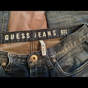 Men’s GUESS jeans